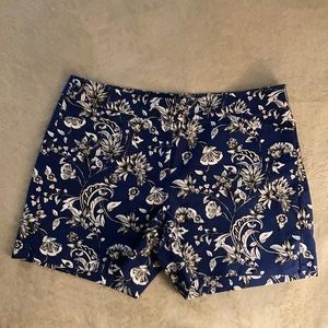 WHBM Navy, and white 5” dress shorts